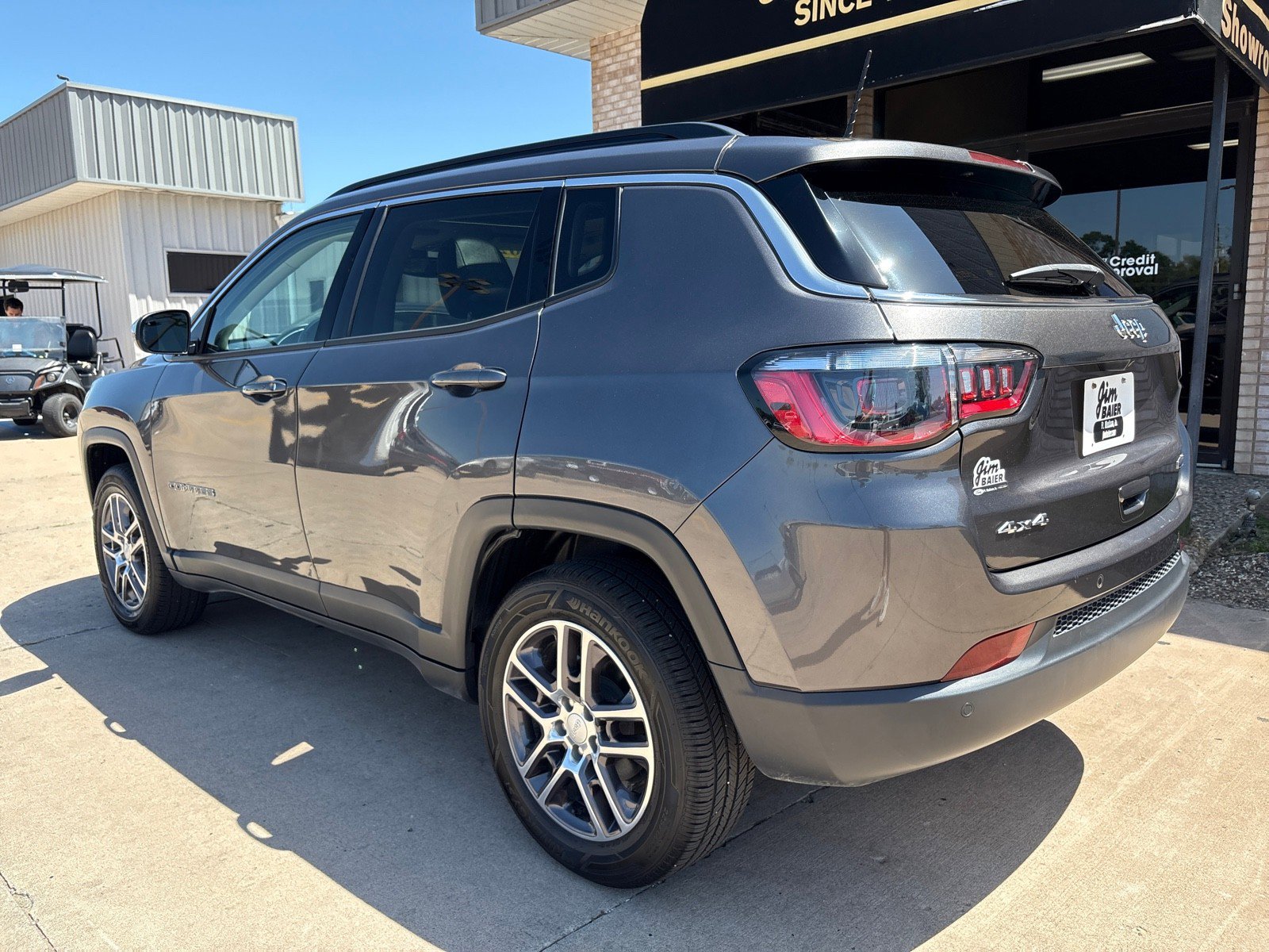 Used 2020 Jeep Compass Latitude image 11