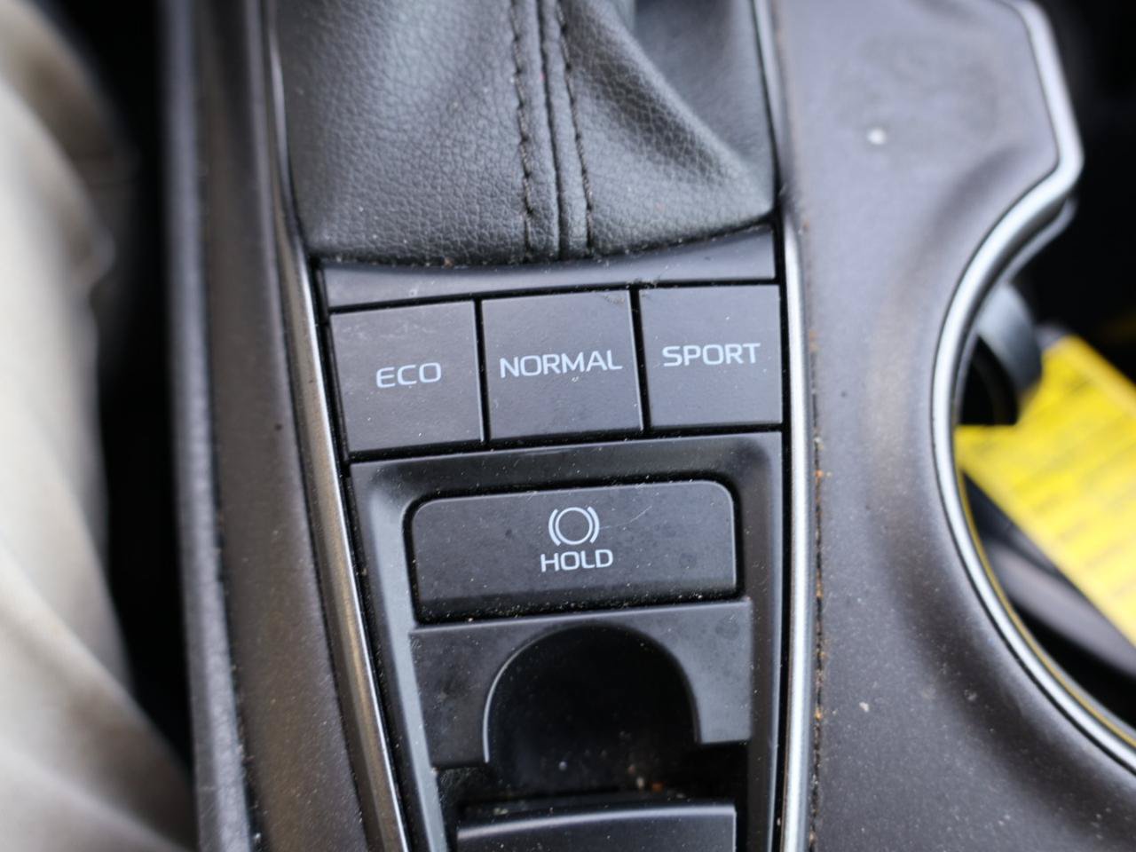 Used 2024 Toyota Camry XSE FWD image 11