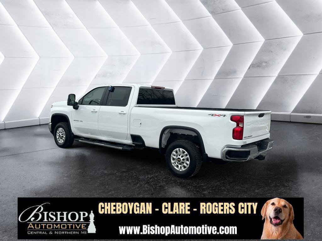 Used 2025 Chevrolet Silverado 2500 LT w/ Convenience Package image 16