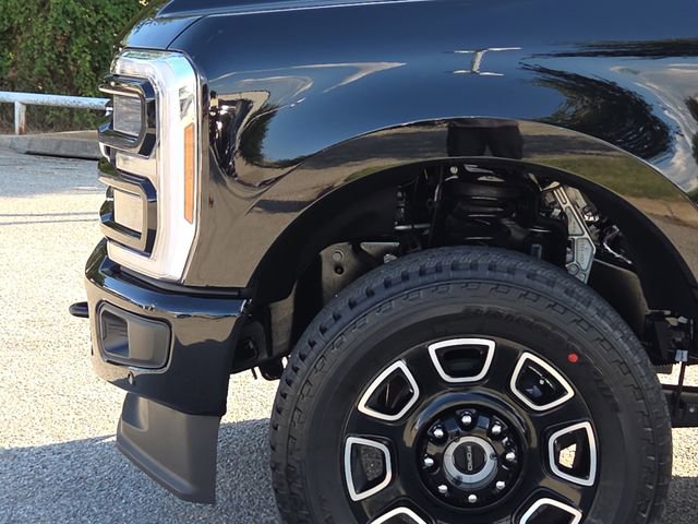 New 2026 Ford F350 Platinum w/ FX4 Off-Road Package image 5