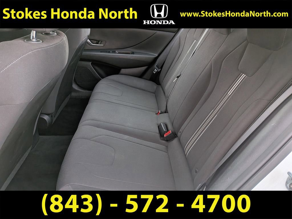 Used 2021 Hyundai Elantra SEL image 12