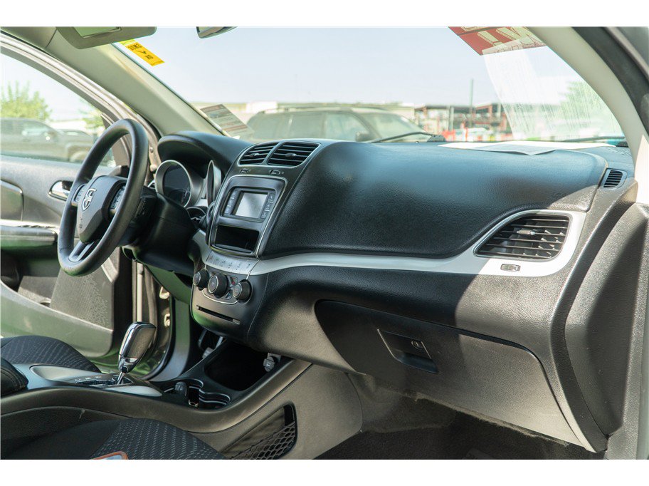 Used 2019 Dodge Journey SE FWD image 26