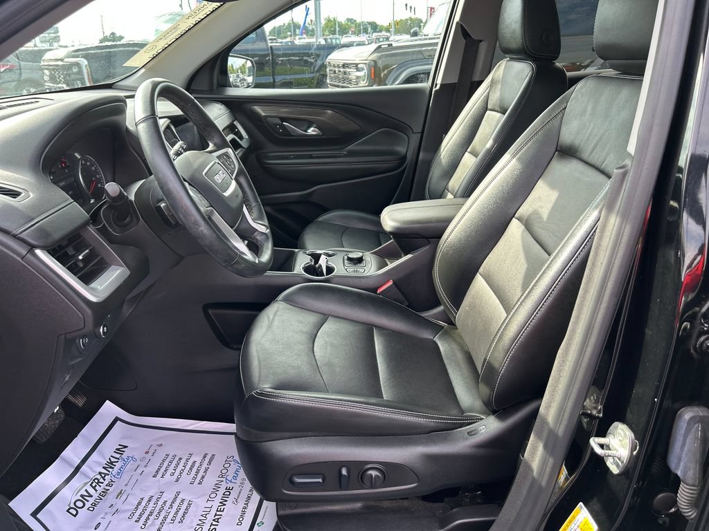 Used 2024 GMC Terrain SLT AWD/4WD image 13