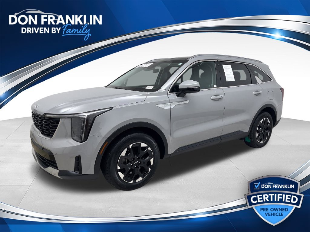 Used 2025 Kia Sorento S w/ Panoramic Sunroof Package