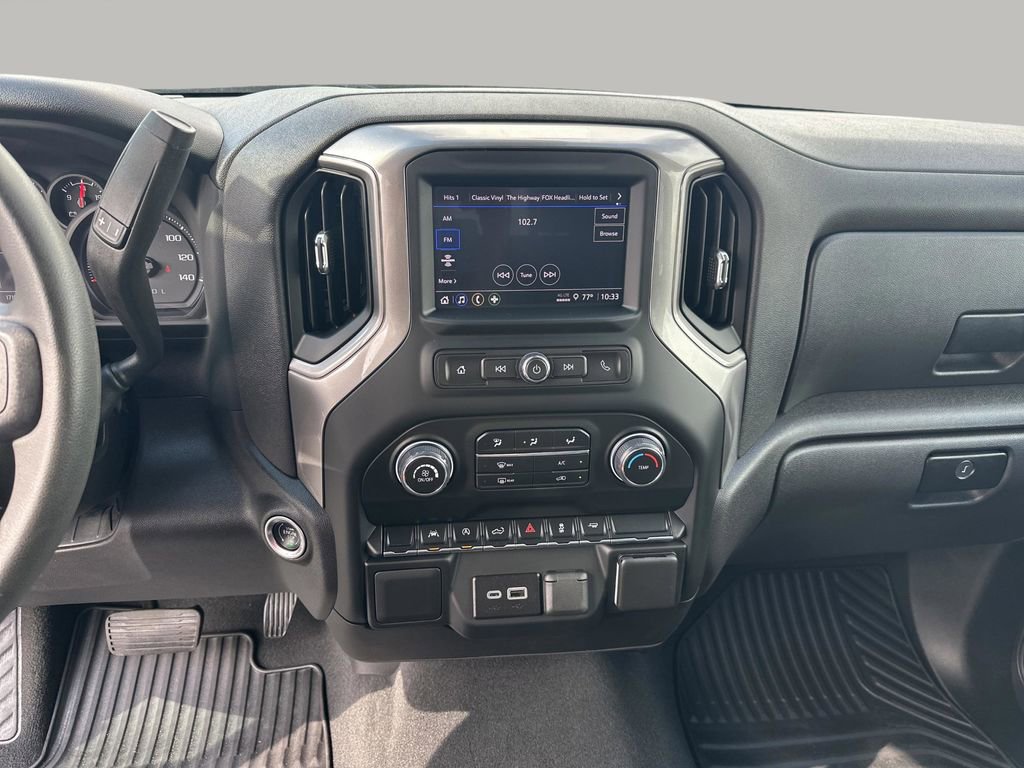 Used 2024 Chevrolet Silverado 1500 Custom image 16