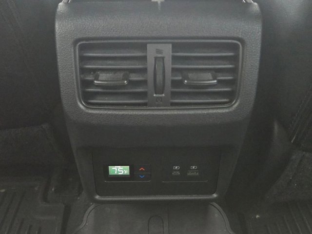 Certified 2023 Nissan Rogue SL w/ SL Premium Package image 21