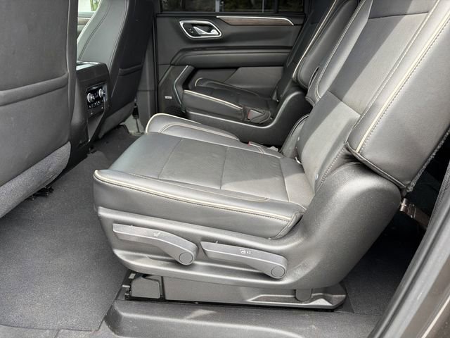 Used 2021 Chevrolet Suburban Premier RWD image 18