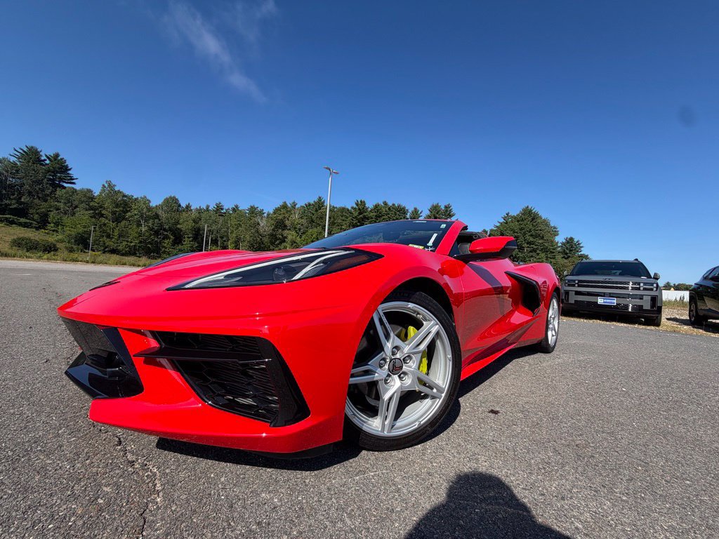 Used 2024 Chevrolet Corvette Stingray Coupe w/ 1LT RWD image 27
