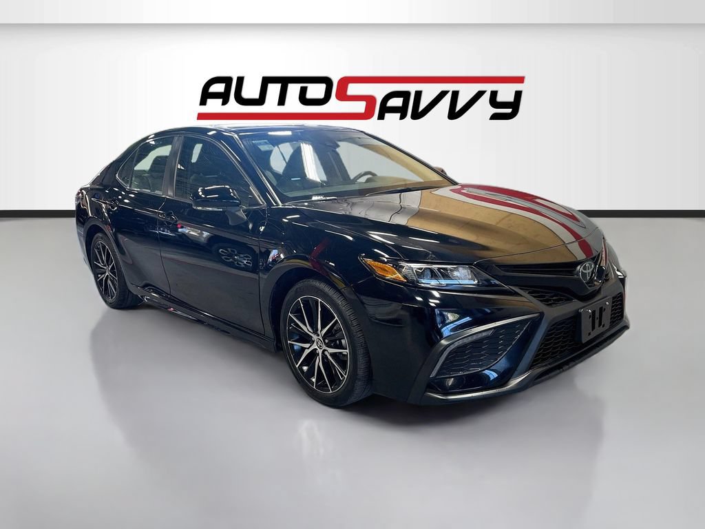 Used 2024 Toyota Camry SE