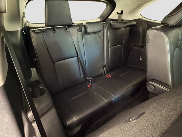 Certified 2025 Toyota Highlander XLE FWD image 22