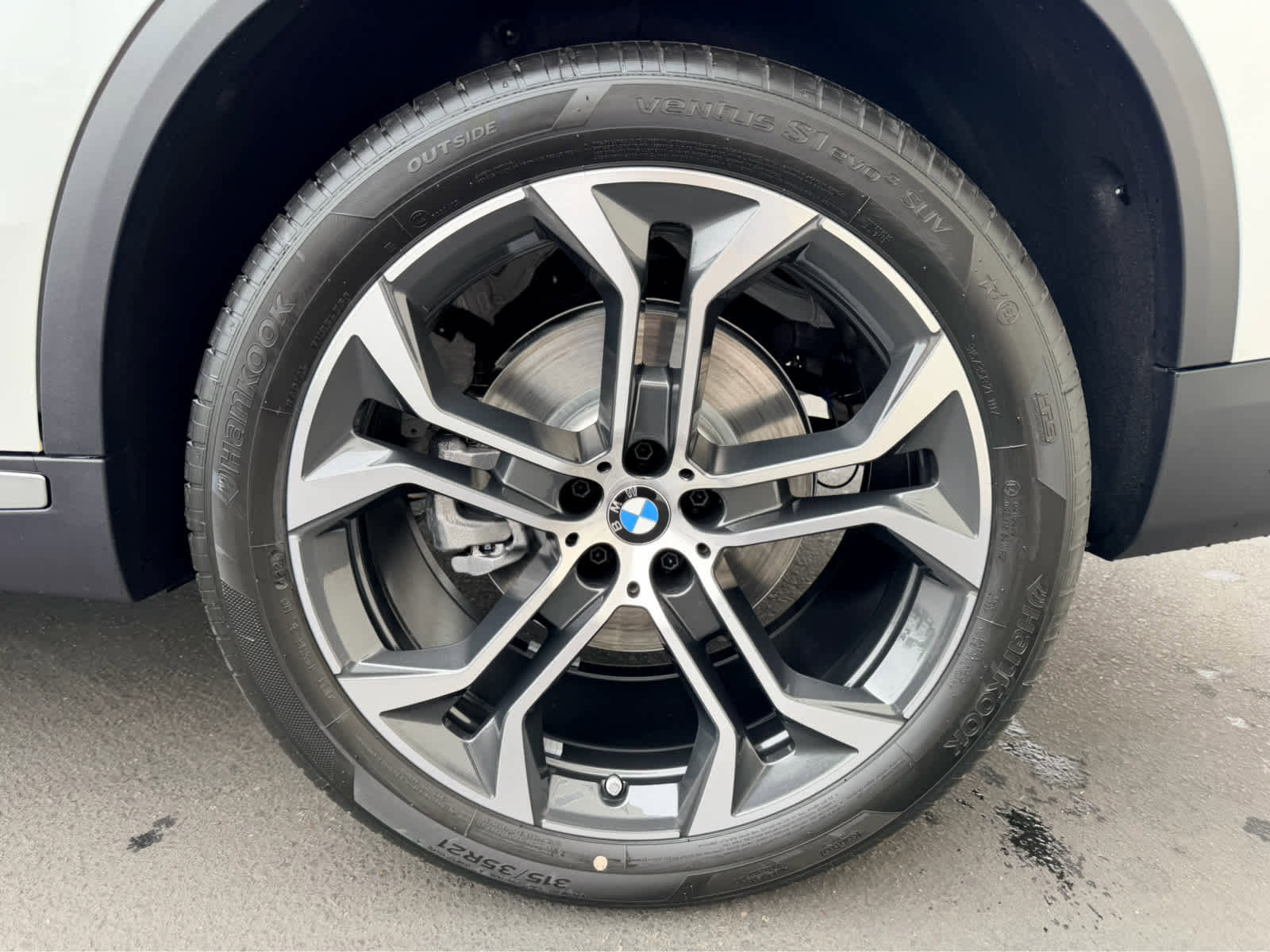 New 2026 BMW X5 xDrive40i AWD/4WD image 10