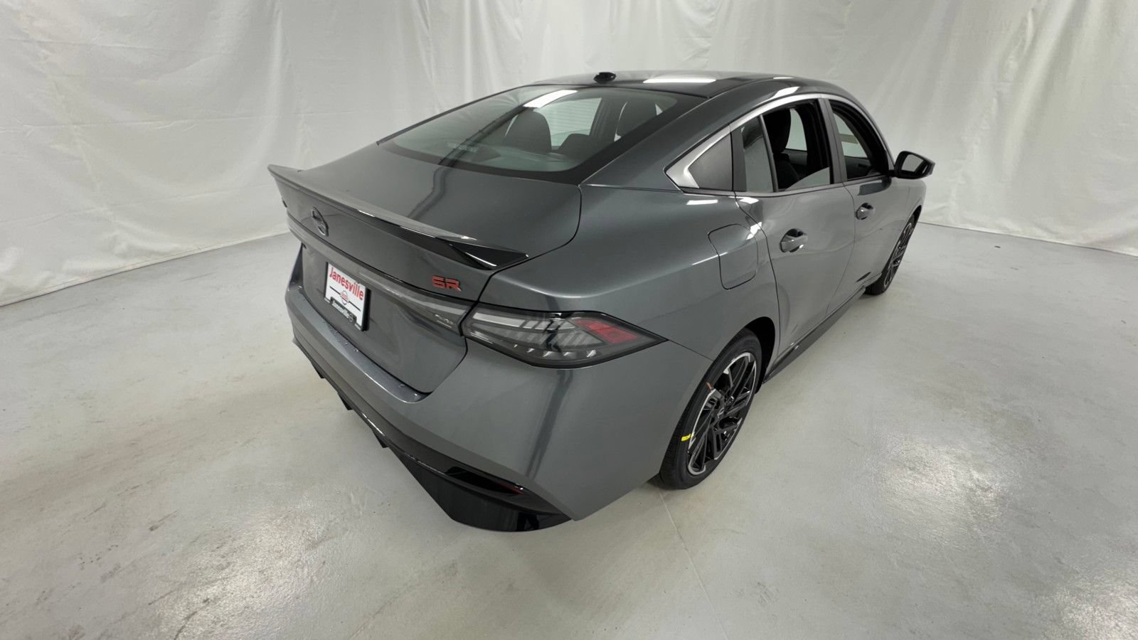 New 2026 Nissan Sentra SR w/ Floor Mat Package FWD image 3