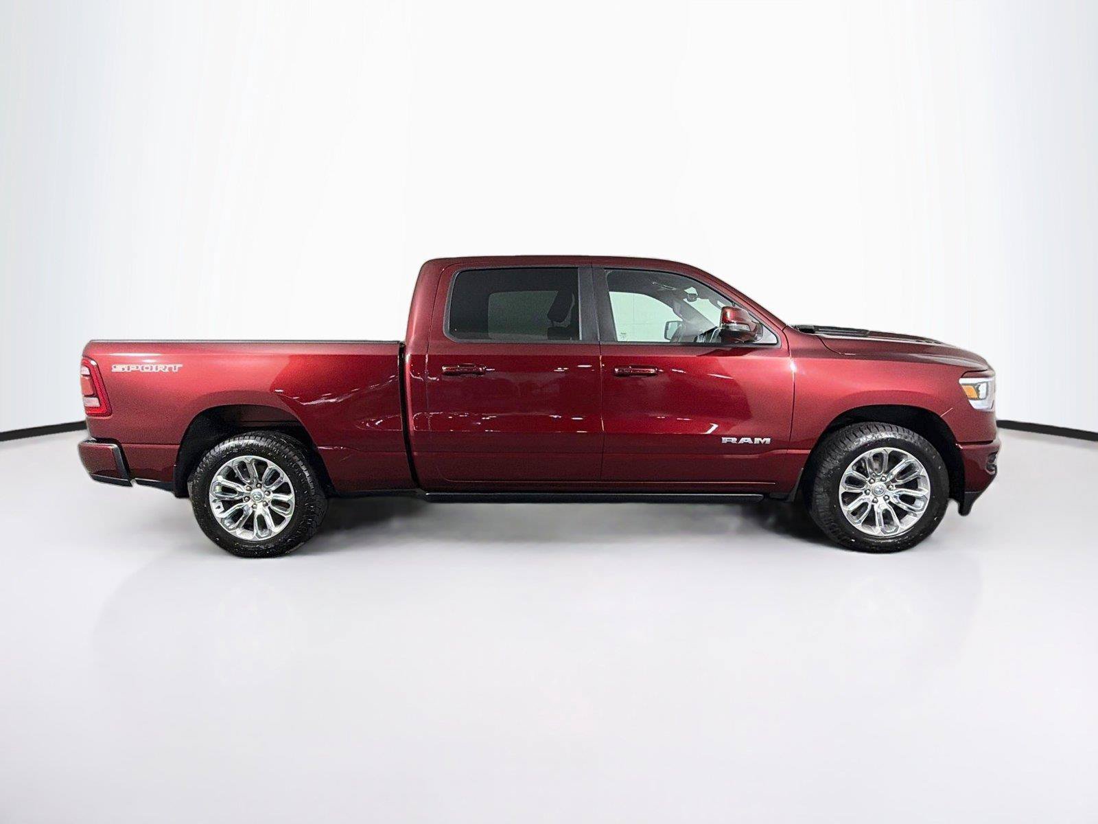 Used 2023 RAM 1500 Laramie AWD/4WD image 12