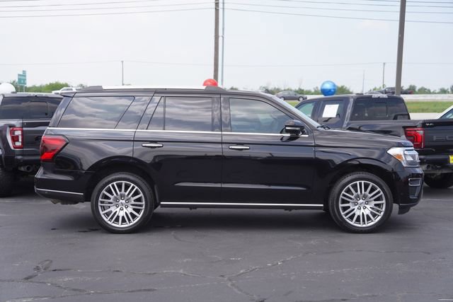 Used 2022 Ford Expedition Limited RWD image 5