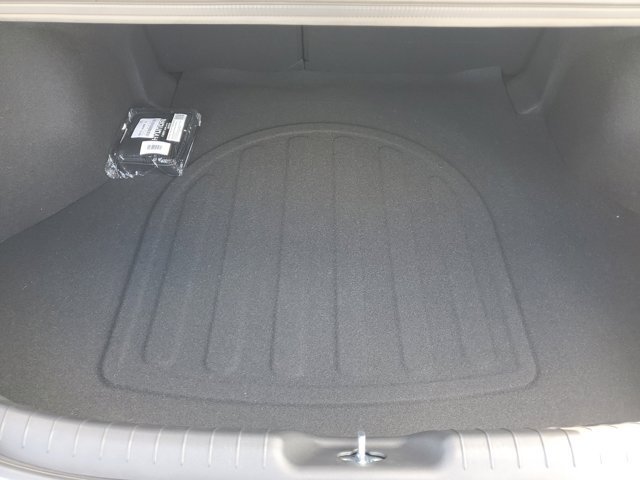 New 2026 Hyundai Elantra SEL Sport Premium FWD image 8