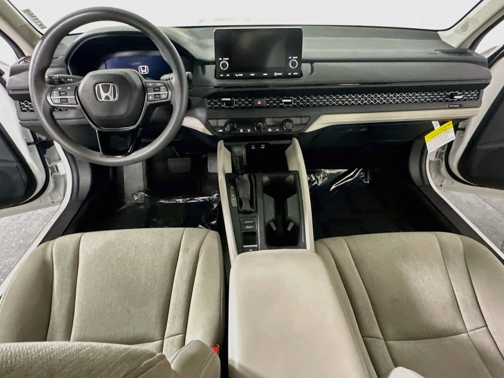 Used 2024 Honda Accord EX image 18