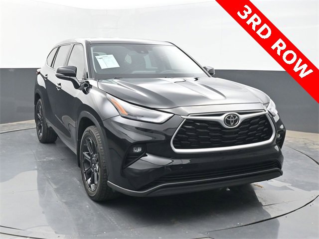 Used 2023 Toyota Highlander L image 10