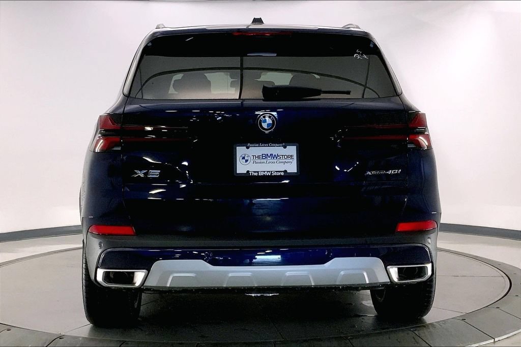 New 2026 BMW X5 xDrive40i w/ Climate Comfort Package AWD/4WD image 3