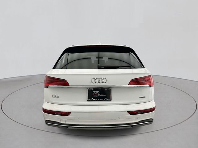 Certified 2023 Audi Q5 2.0T Premium w/ Convenience Package AWD/4WD image 3