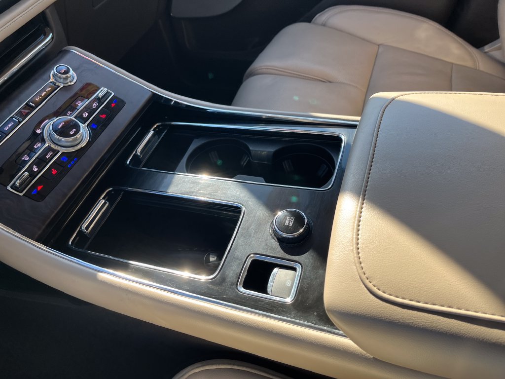 Used 2023 Lincoln Aviator Reserve w/ Equipment Group 201A AWD/4WD image 21