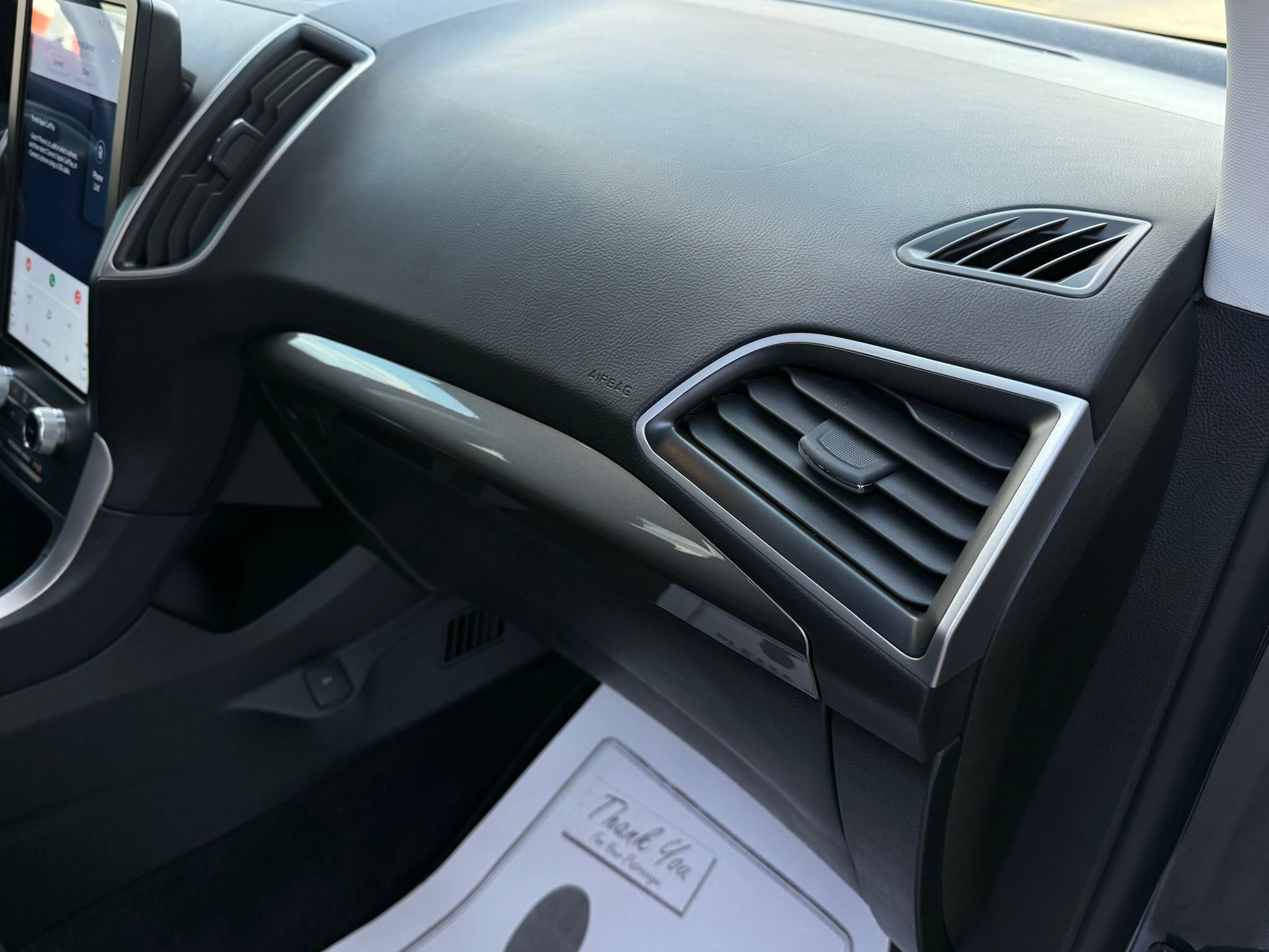 Used 2024 Ford Edge SE image 13