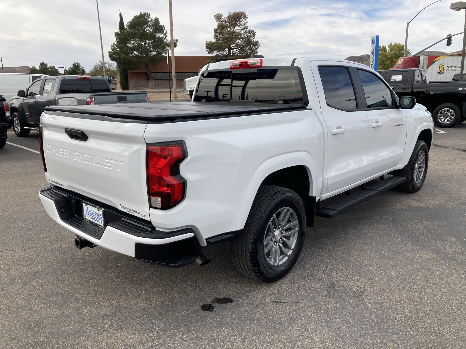 Used 2024 Chevrolet Colorado LT w/ LT Convenience Package II image 6