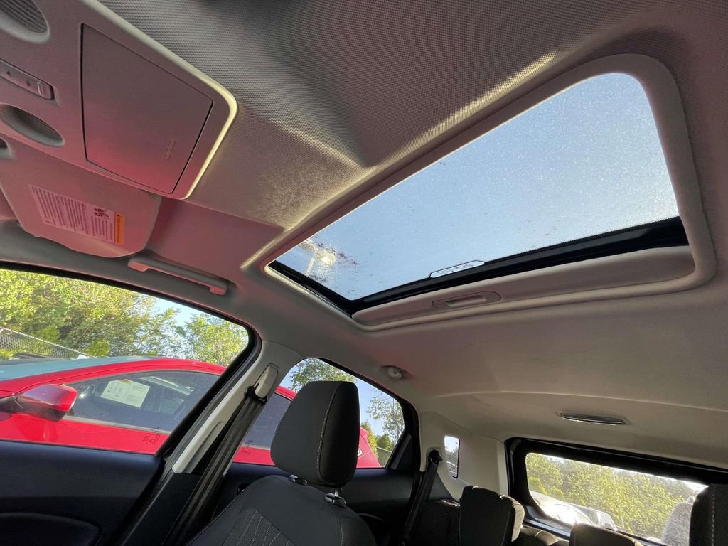 Used 2018 Ford EcoSport SE image 20