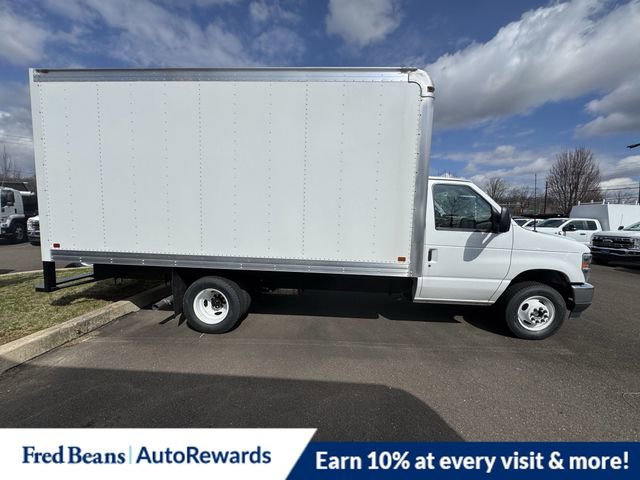 New 2026 Ford E-350 and Econoline 350 Super Duty w/ Power Equipment Group image 4
