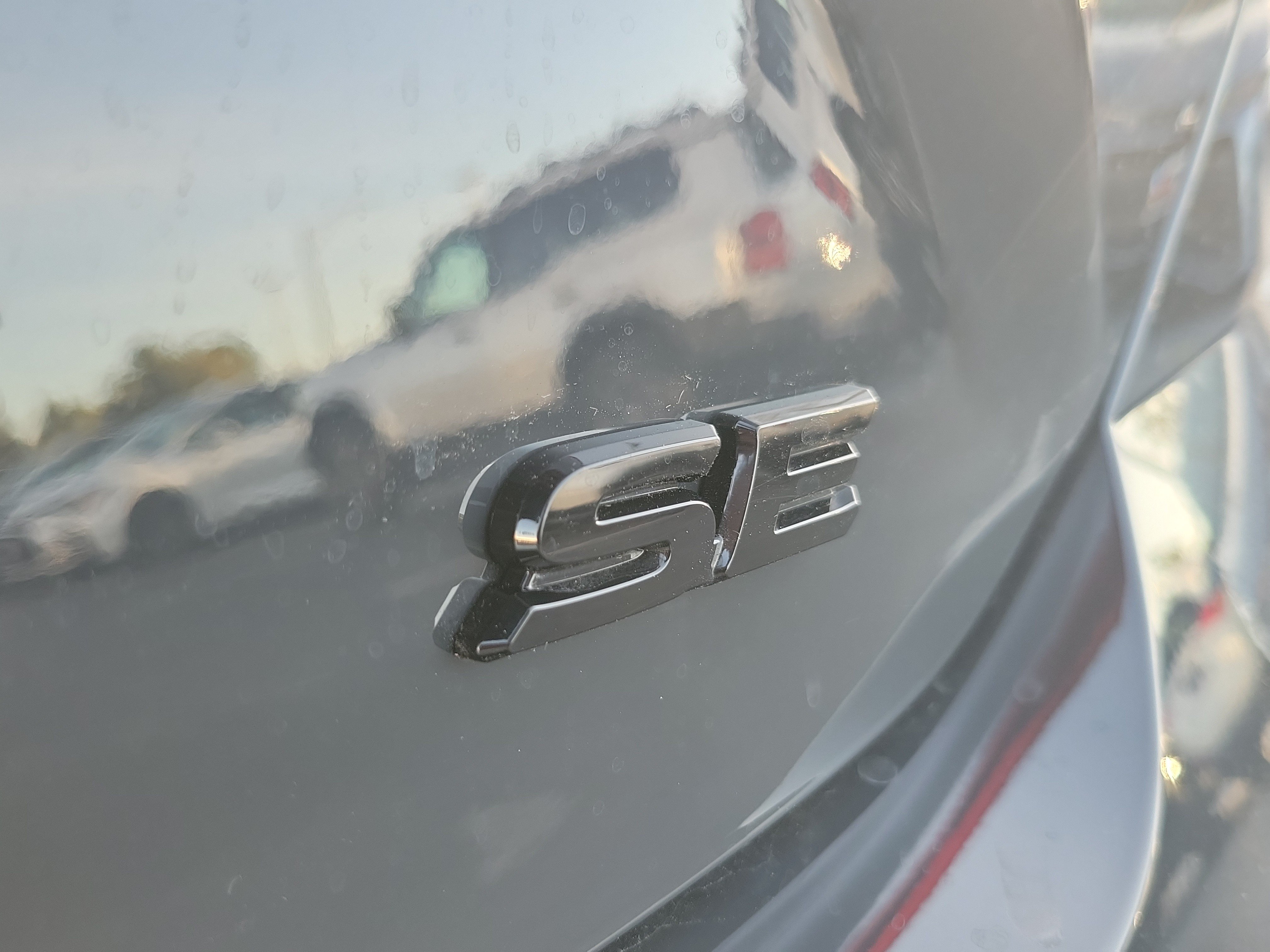 New 2026 Toyota Camry SE FWD image 9