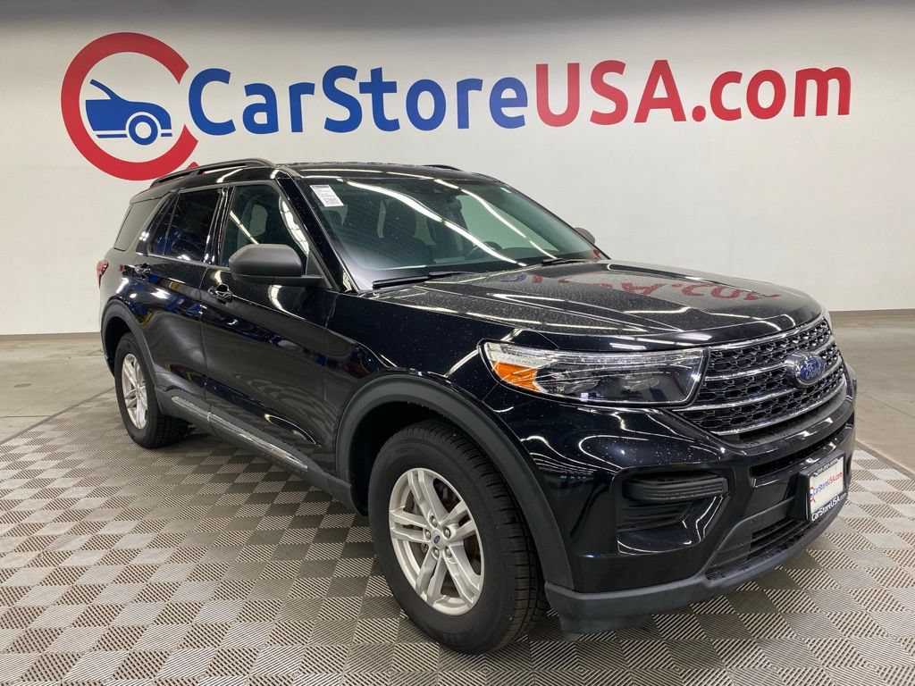 Used 2022 Ford Explorer XLT AWD/4WD image 1