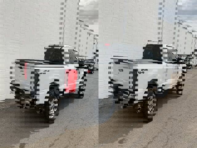 Used 2023 Ford F250 XLT image 4