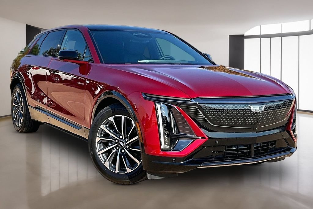 New 2027 Cadillac Optiq Sport w/ LPO, Floor Liner Package AWD/4WD image 2