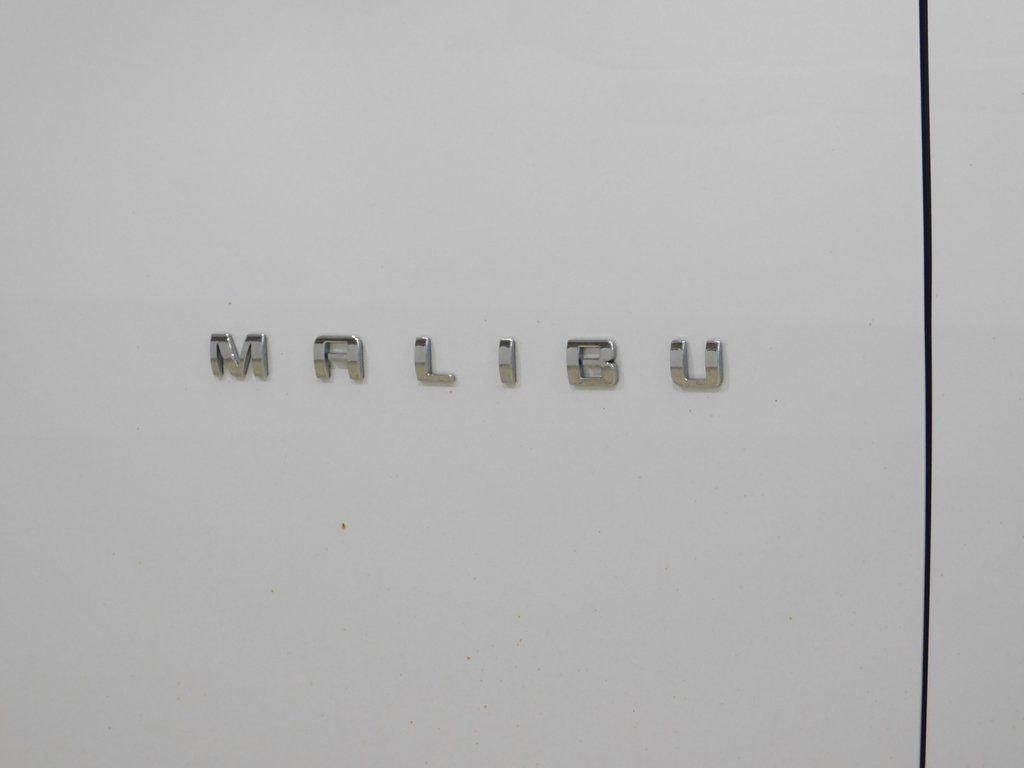 Used 2022 Chevrolet Malibu LT image 12