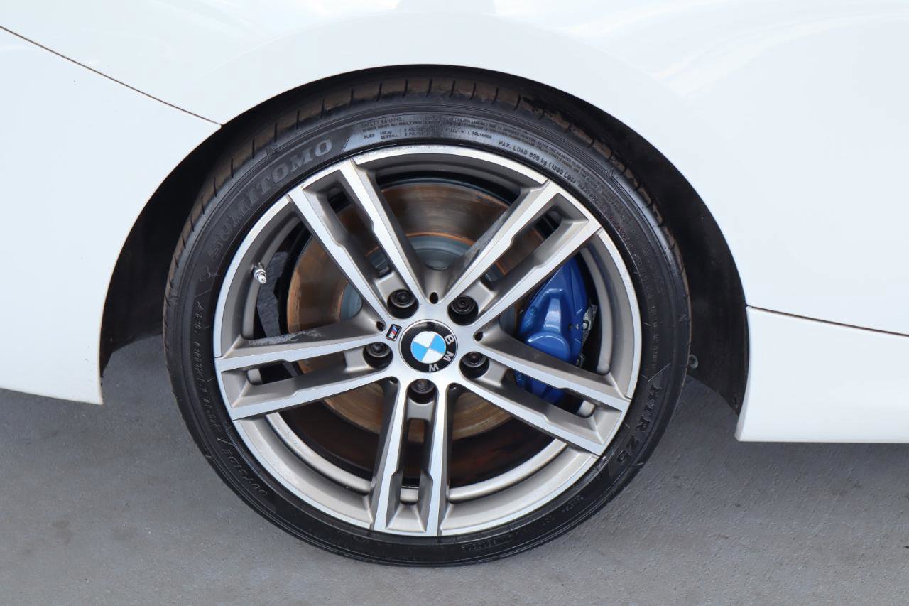 Used 2020 BMW M240i Convertible RWD image 5