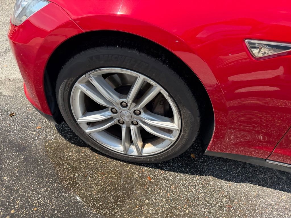 Used 2014 Tesla Model S RWD image 9