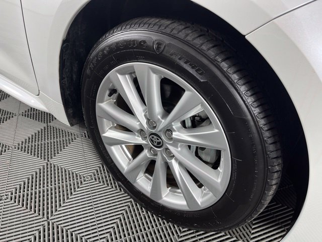 Used 2023 Toyota Corolla LE w/ LE Convenience Package FWD image 15