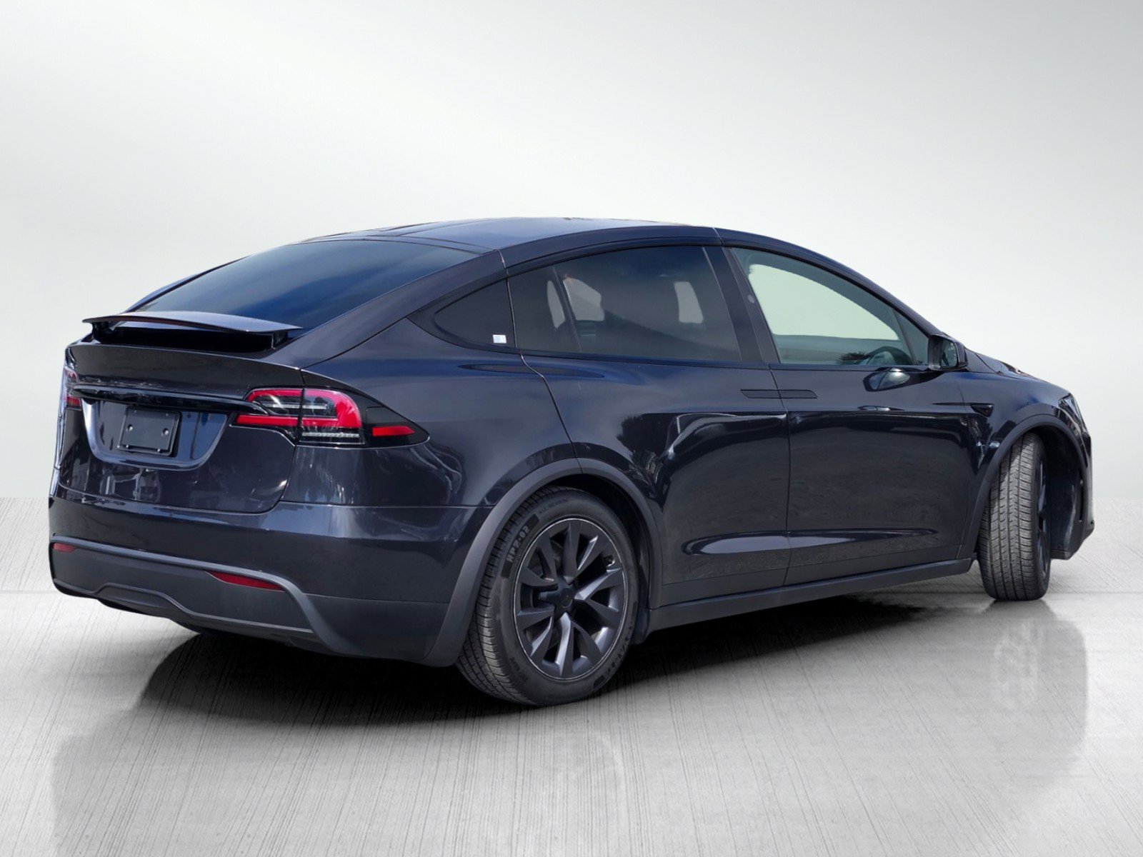 Used 2023 Tesla Model X AWD/4WD image 4