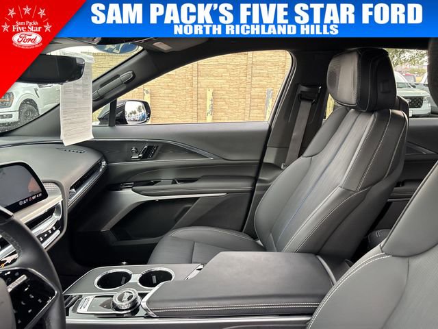 Used 2024 Cadillac Lyriq Luxury w/ LPO, Floor Liner Package AWD/4WD image 13
