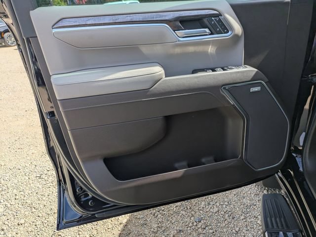 New 2026 Chevrolet Silverado 1500 LTZ w/ LTZ Convenience Package II AWD/4WD image 8