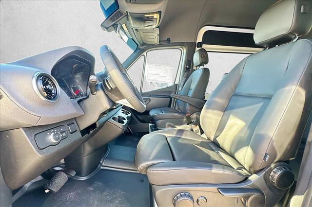 New 2026 Mercedes-Benz Sprinter 2500 image 18