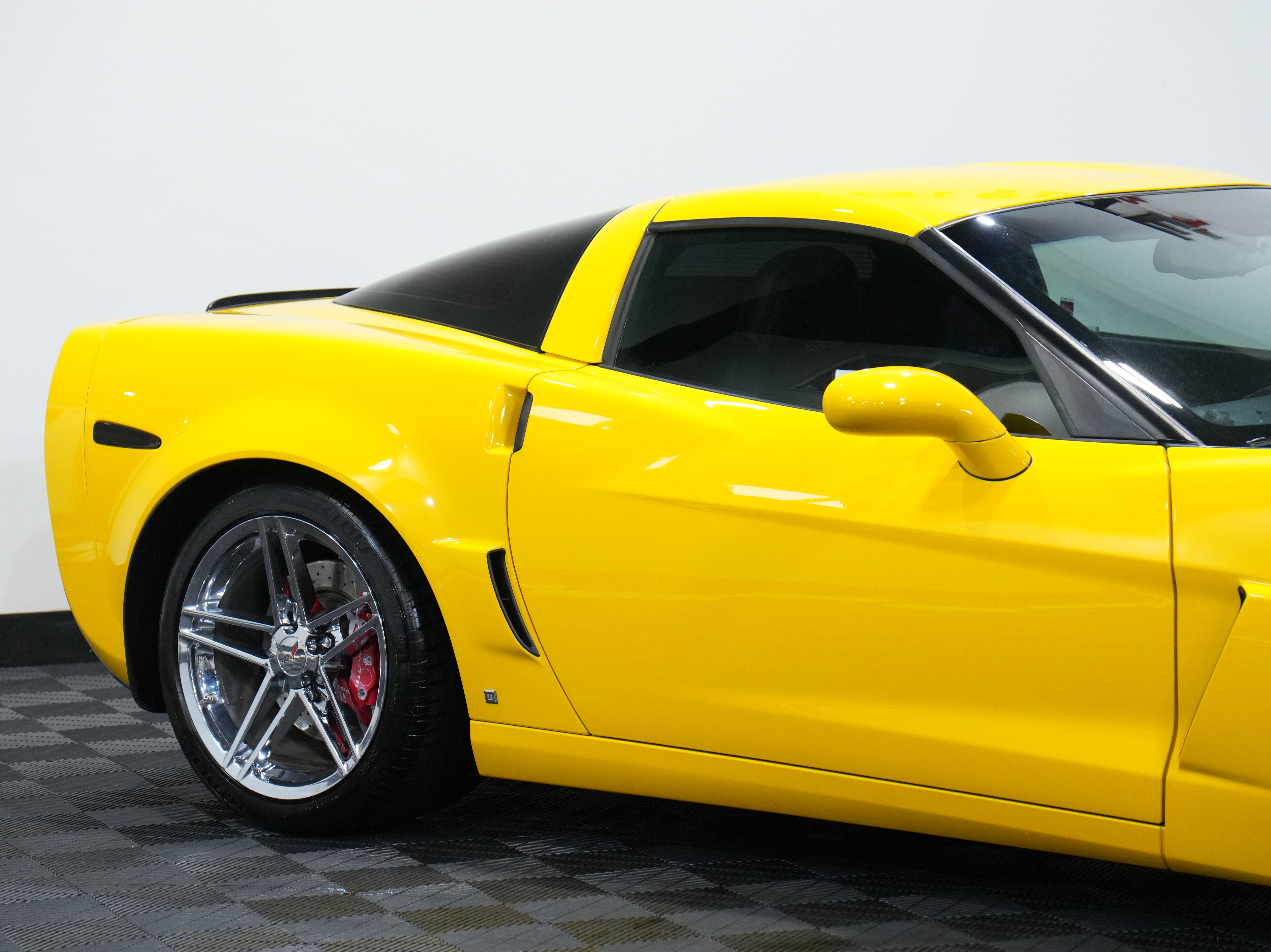Used 2008 Chevrolet Corvette Z06 w/ Preferred Equipment Group image 13