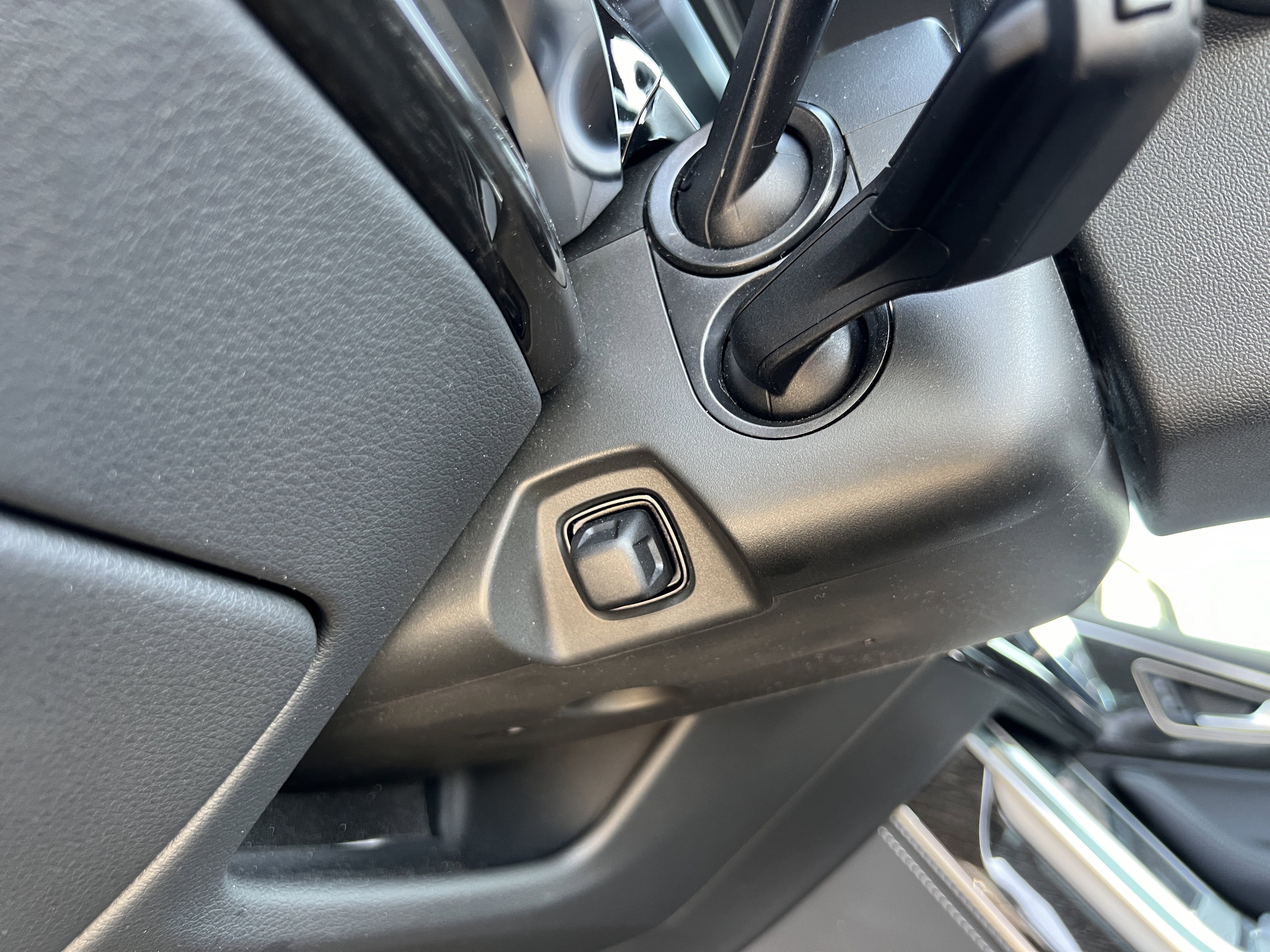 Used 2025 Audi Q7 3.0T Premium Plus image 21