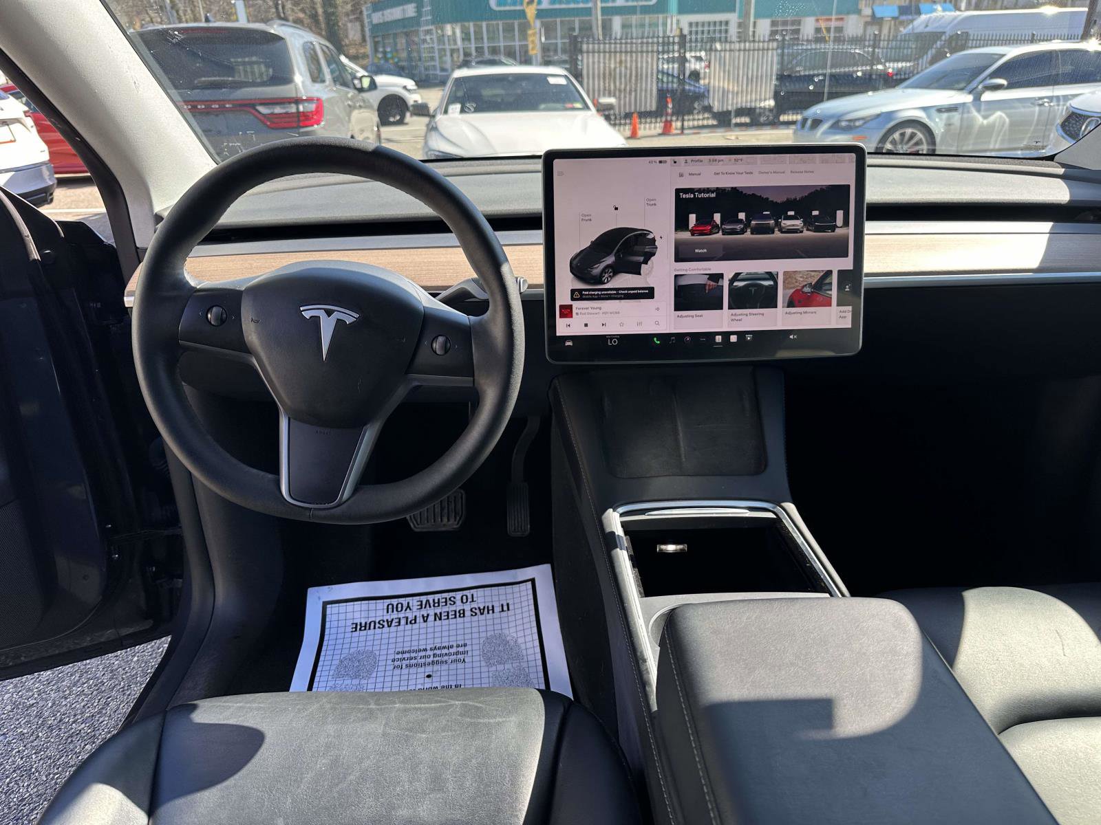 Used 2022 Tesla Model Y Long Range AWD/4WD image 19