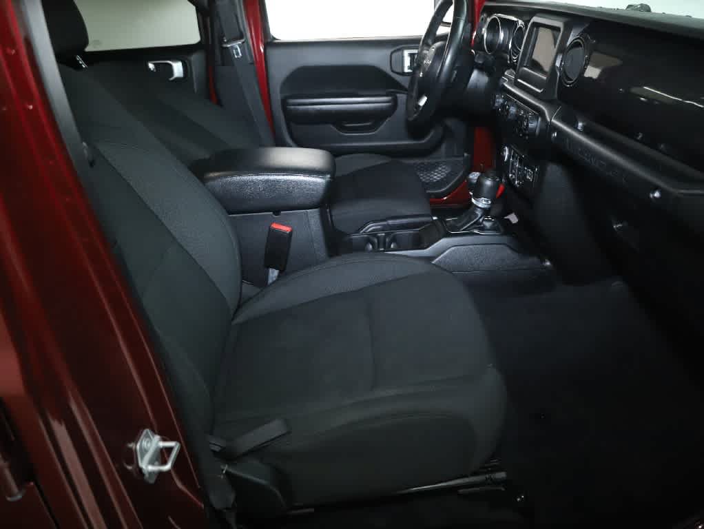 Used 2021 Jeep Wrangler Unlimited Sport AWD/4WD image 34