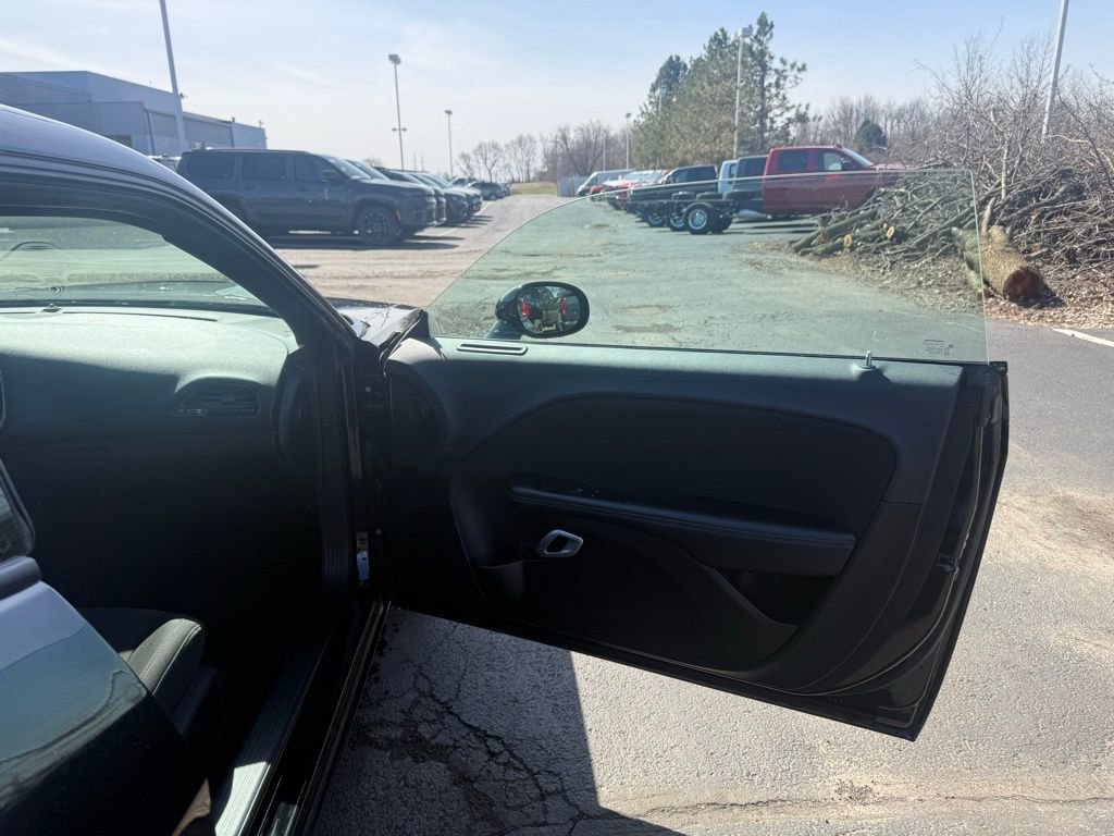 Used 2022 Dodge Challenger R/T image 40