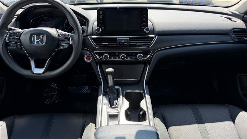 Used 2018 Honda Accord EX image 26