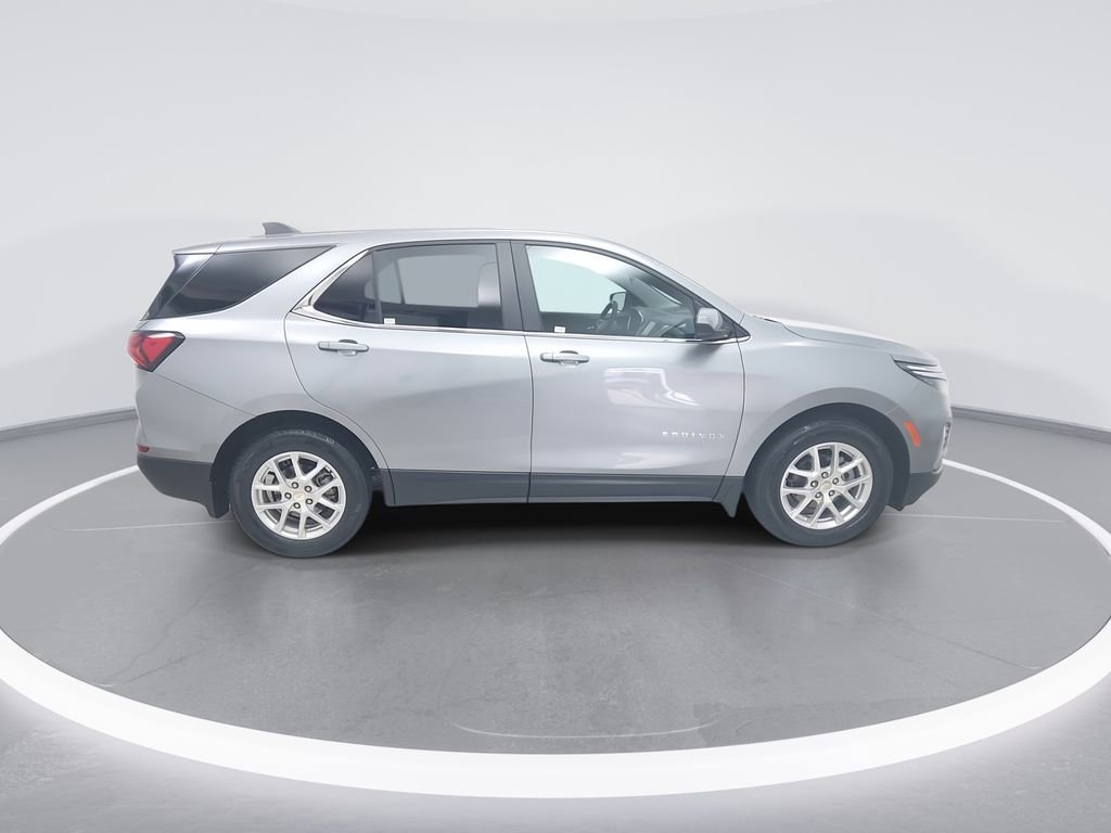 Used 2024 Chevrolet Equinox LT w/ LPO, Floor Liner Package image 8