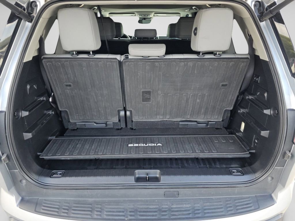 Used 2023 Toyota Sequoia SR5 w/ SR5 Premium Package AWD/4WD image 27