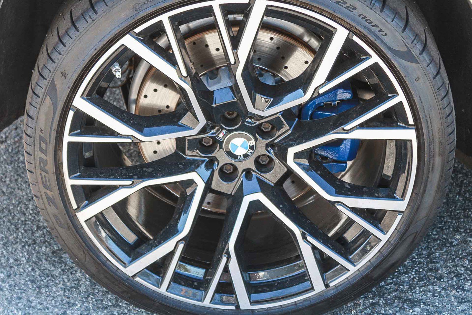 Used 2021 BMW X5 M w/ Executive Package AWD/4WD image 11