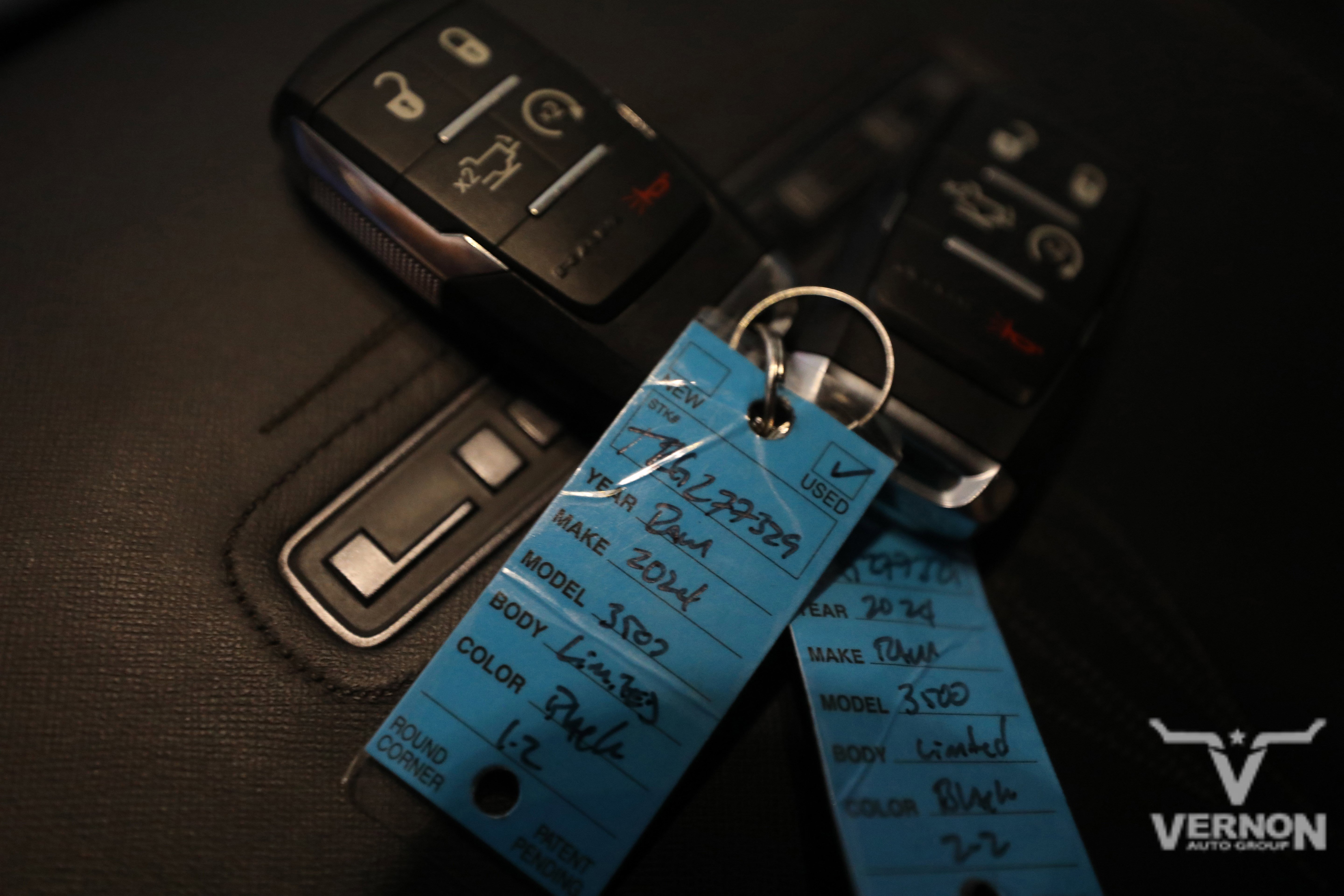 Used 2024 RAM 3500 Limited image 38